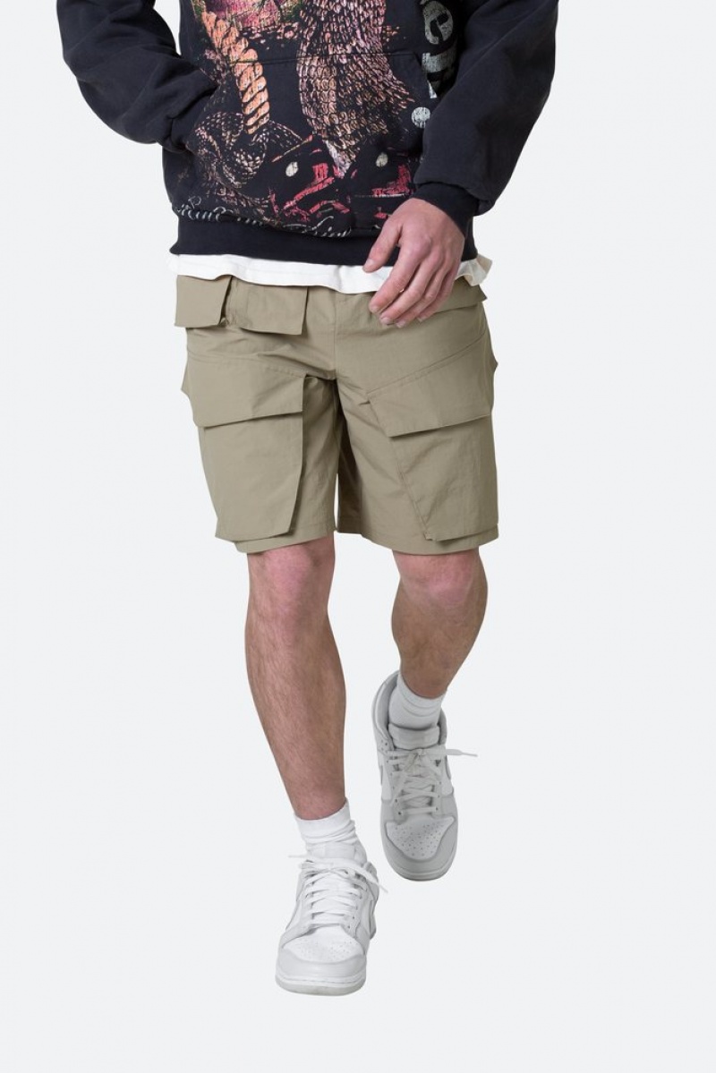 Mnml Nylon Cargo Traveler Shorts Shorts Sand | CO90-Z5UB