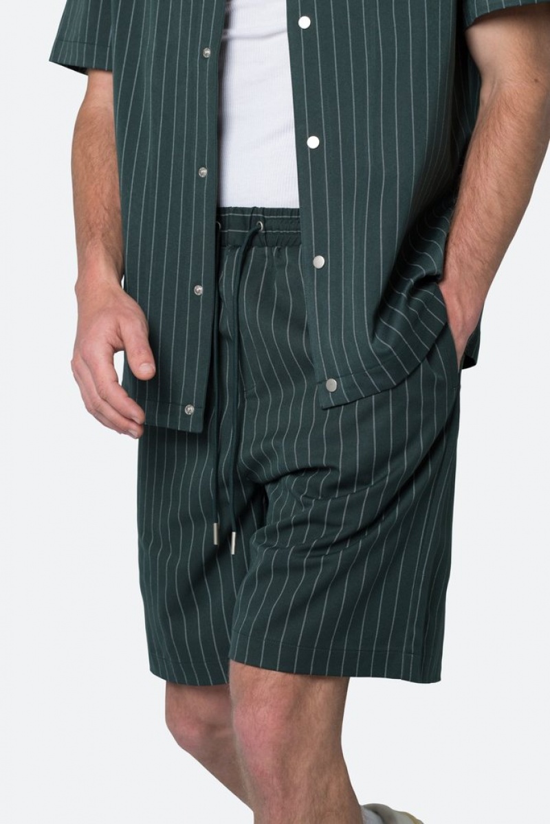 Mnml Pinstripe Shorts Shorts Green | CH36-H5KE