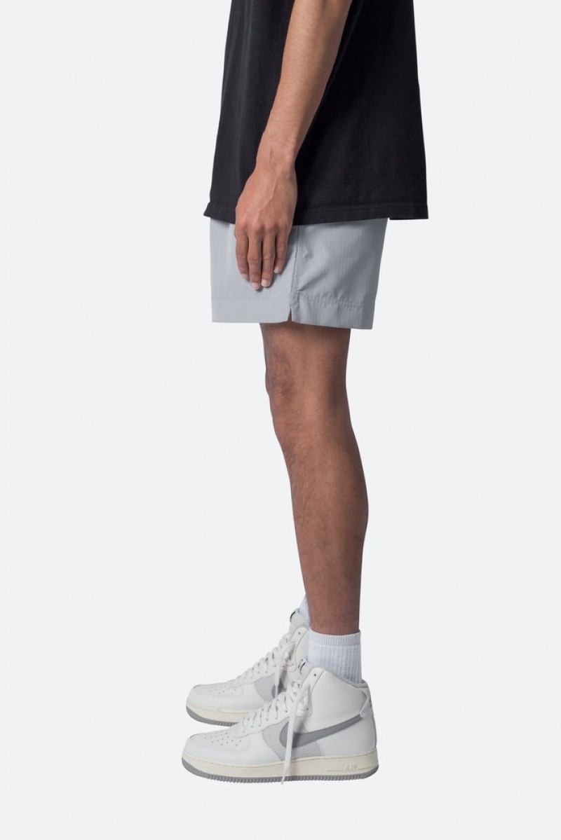 Mnml Summer Shorts Shorts Grey | NH68-R8ZF